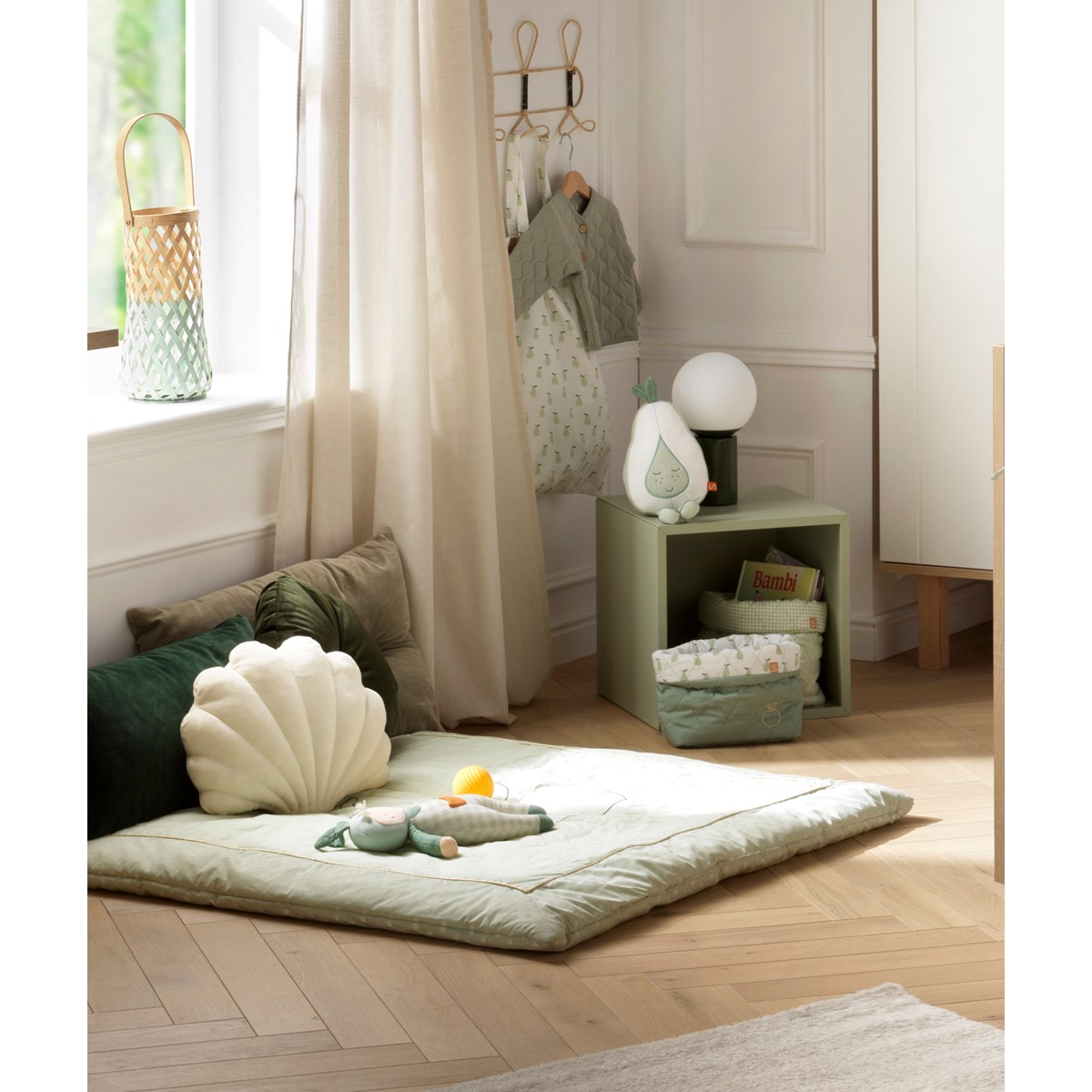 Grand tapis de sol en lin vert, SAUTHON