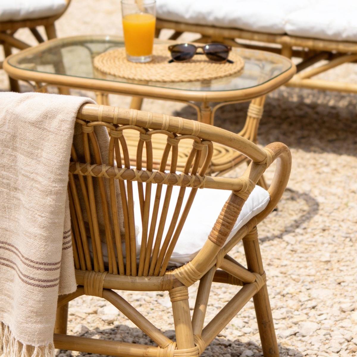 Salon de jardin en rotin et verre RATTAN bois foncé, MADE IN MEUBLES