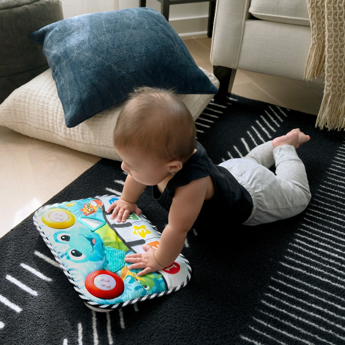 Jouet à accrocher et clavier musical multicolore, BABY EINSTEIN