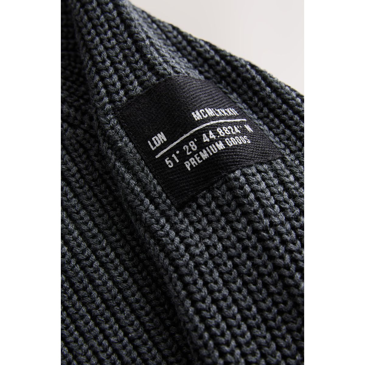 Pull en maille col zippé style militaire gris anthracite, NEXT