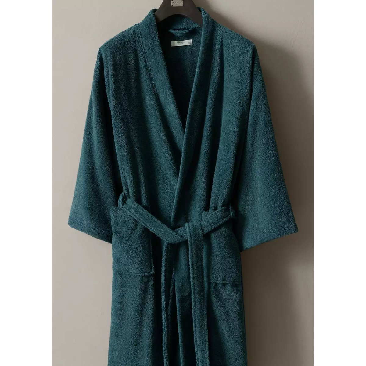 Peignoir en coton bouclette bleu pétrole, MANGO HOME