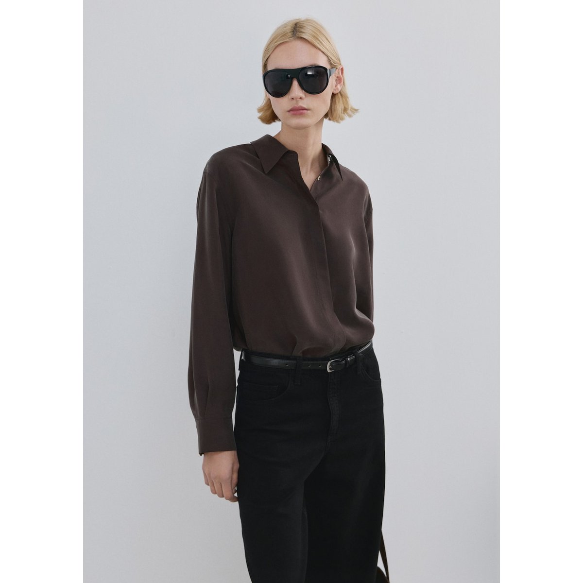 Jean large taille normale black denim, MANGO