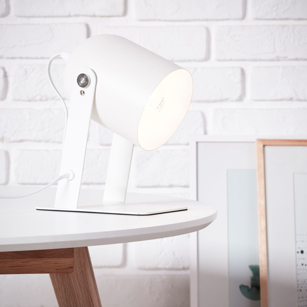 Lampe YAN blanc, BRILLIANT