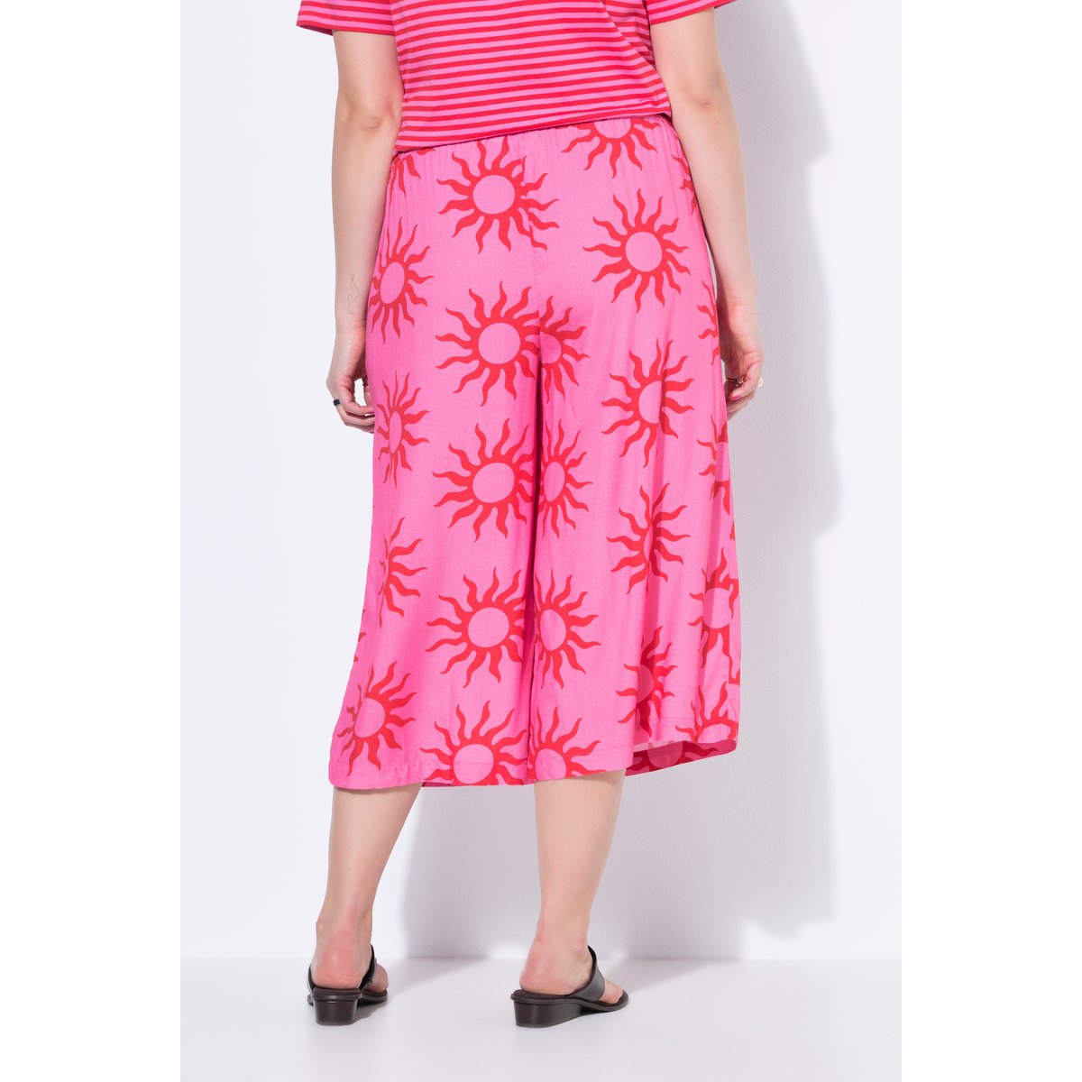 Pantacourt jambes très larges, taille haute rose vif, STUDIO UNTOLD
