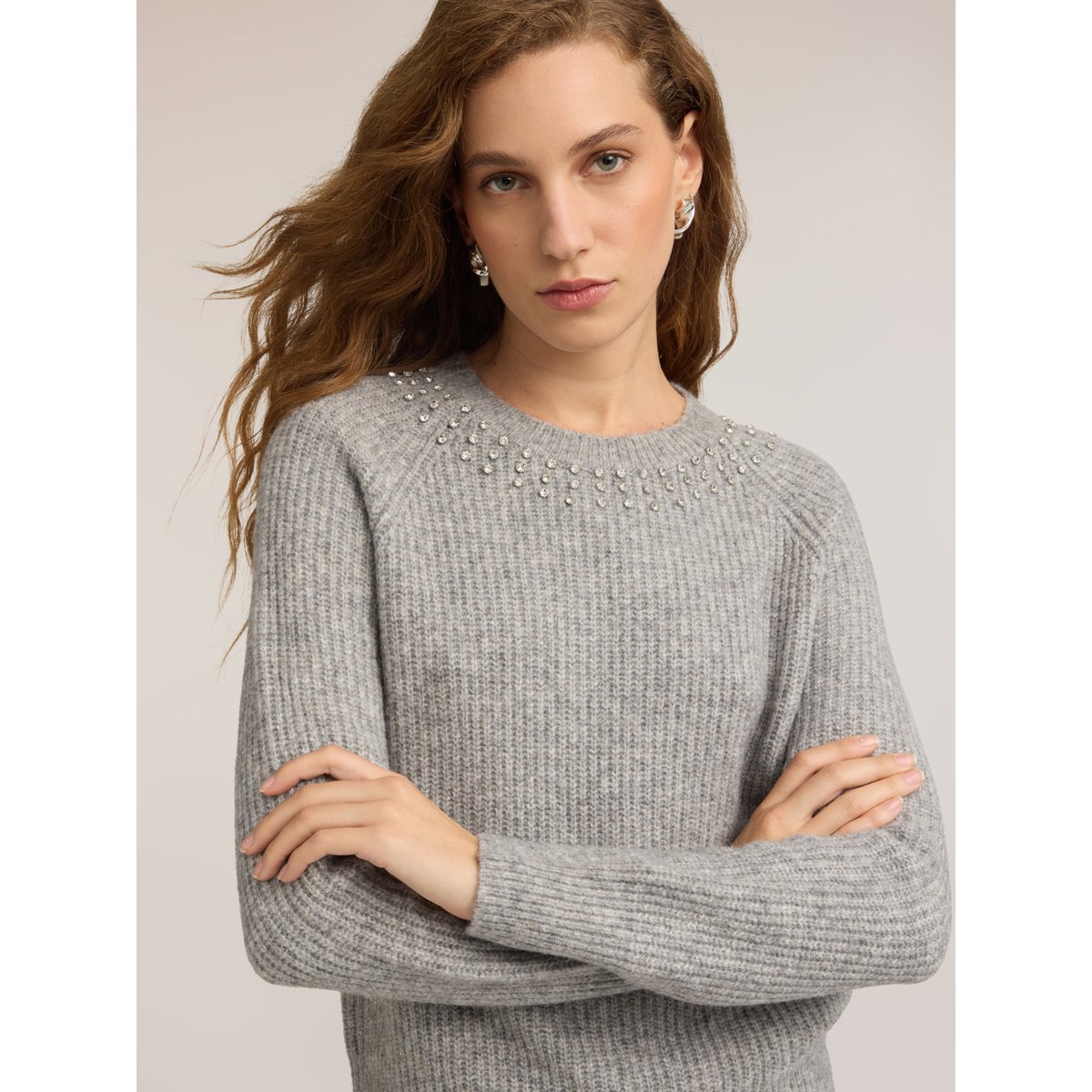 Pull côtelé avec pierres gris, MOTIVI