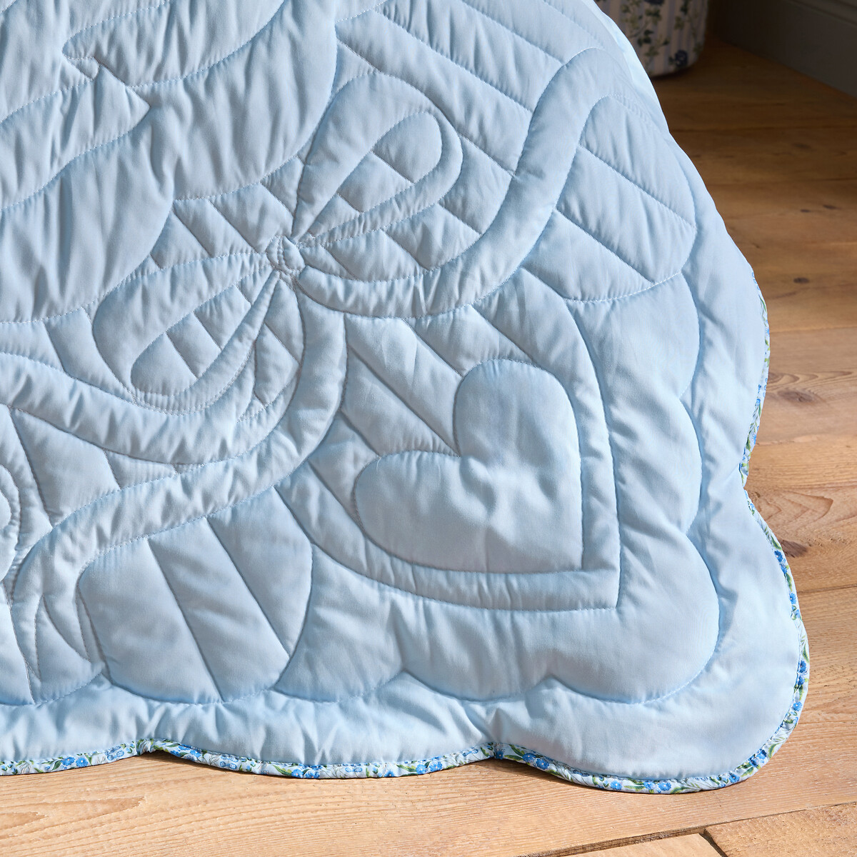Ditsy Floral Reversible Quilted Bedspread blue, CATH KIDSTON