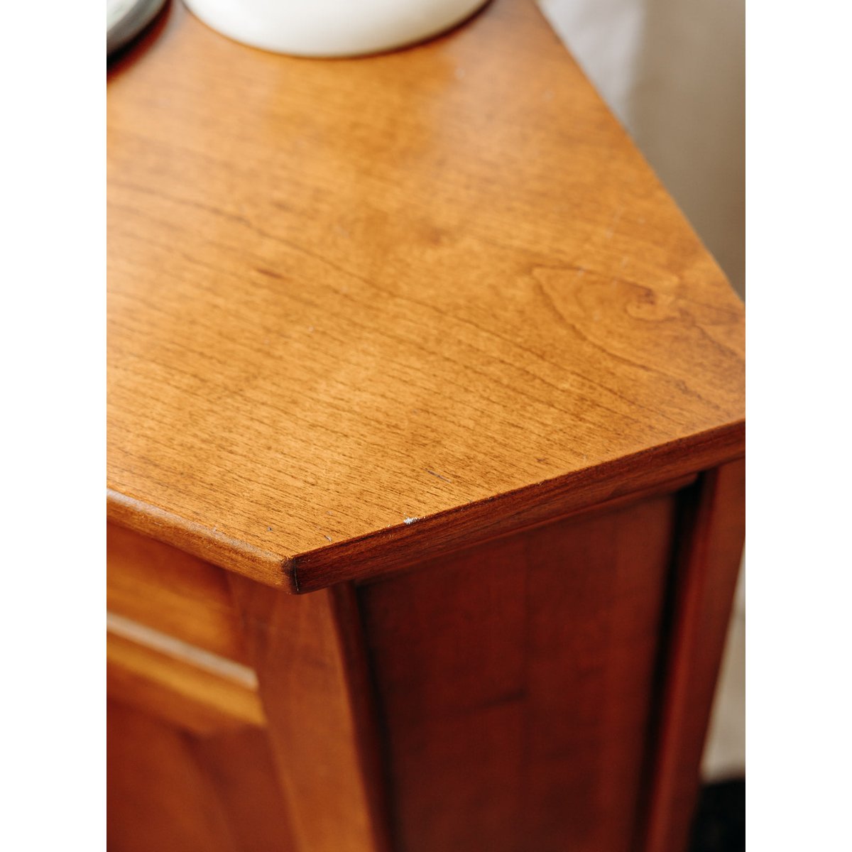 Buffet d'angle en bois Gilbert N°423 - Bon état bois, DEBONGOUT