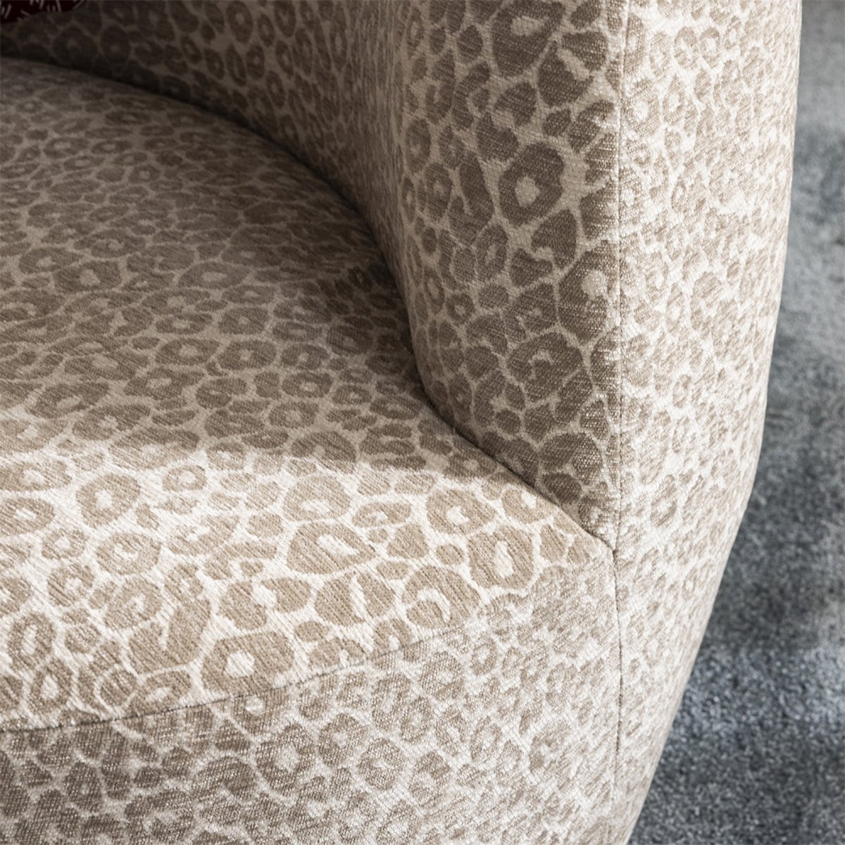 Fauteuil rond en tissu imprimé léopard- MO beige, DRAWER