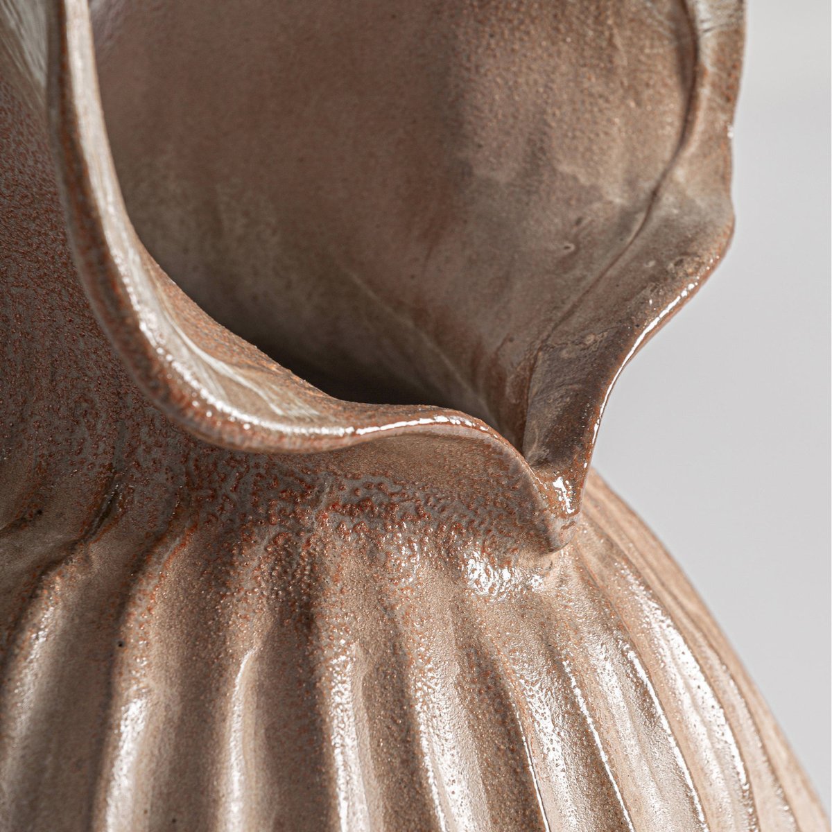 Vase contemporain en céramique brun clair, RECOLLECTION