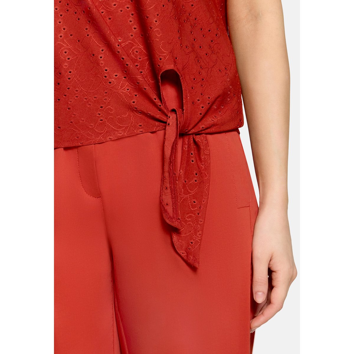 Haut casual avec structure rouge foncé, BETTY & CO