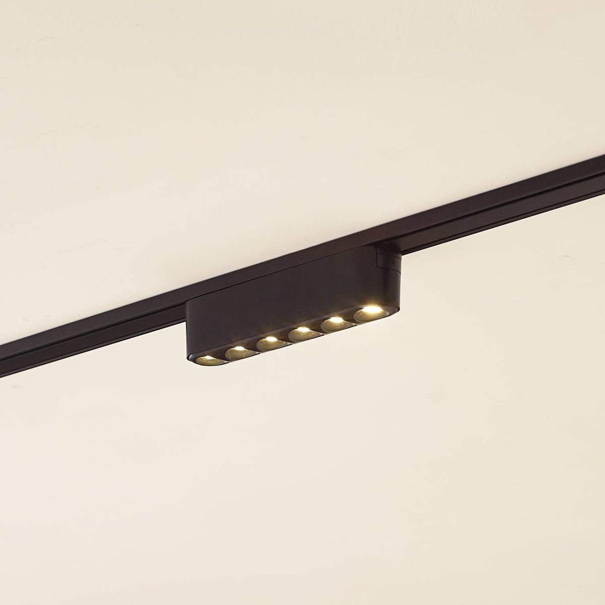 moderneLED, Lumaro 48V noir, LINDBY