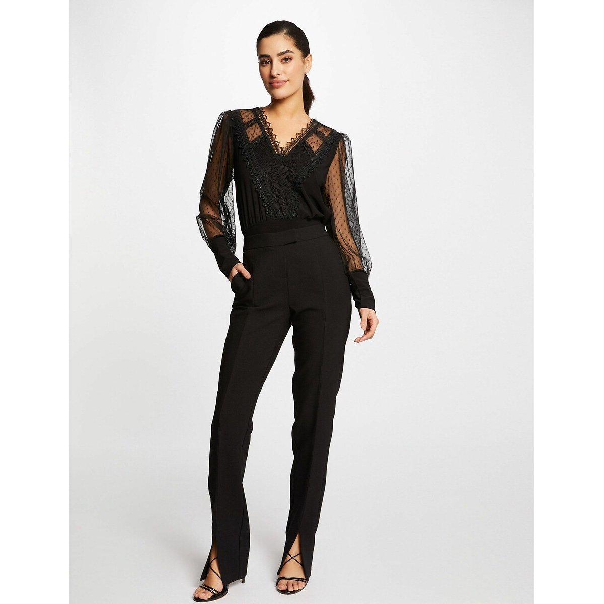 V-Neck Long Sleeve T-Shirt black, MORGAN
