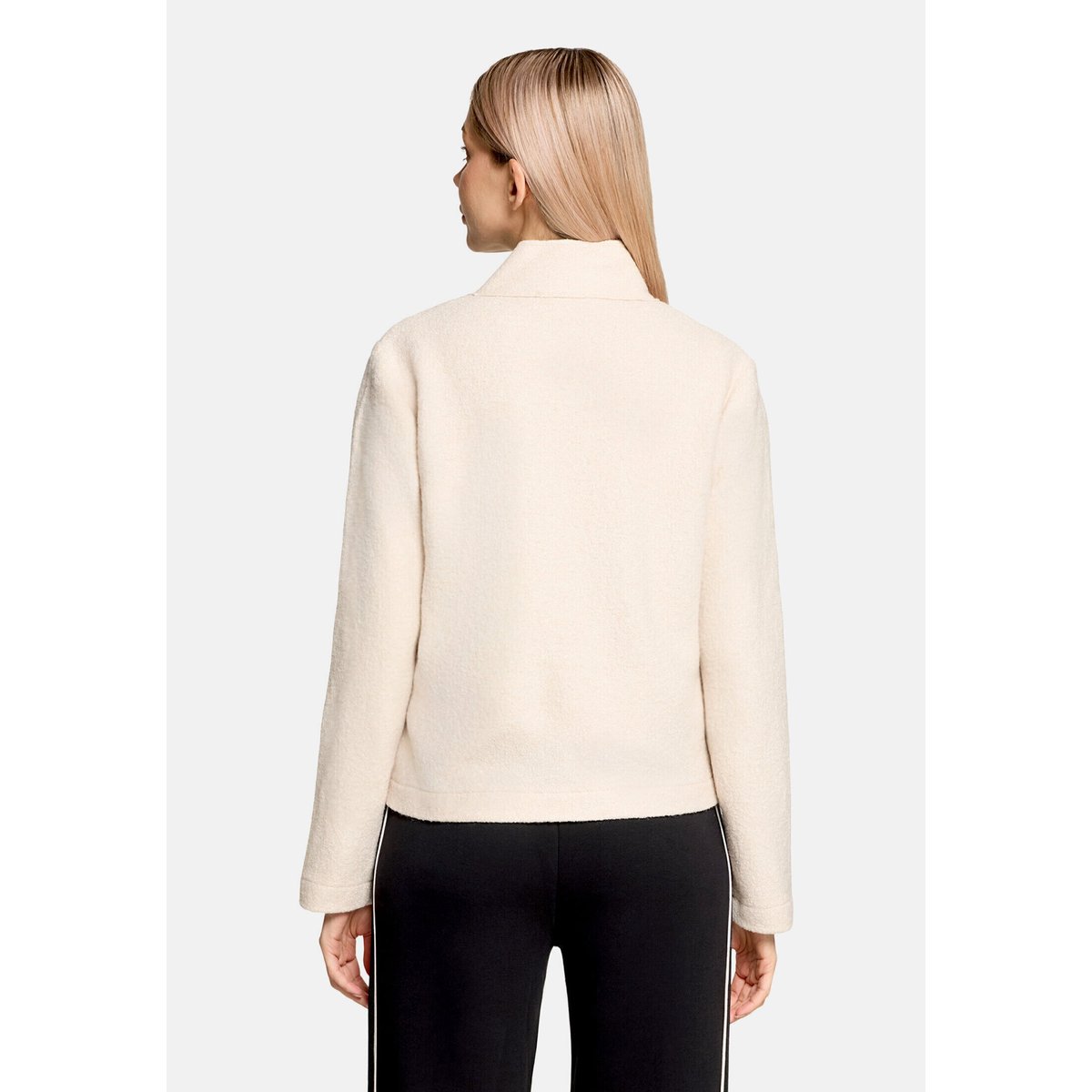 Blazer court à col droit silky beige, BETTY BARCLAY