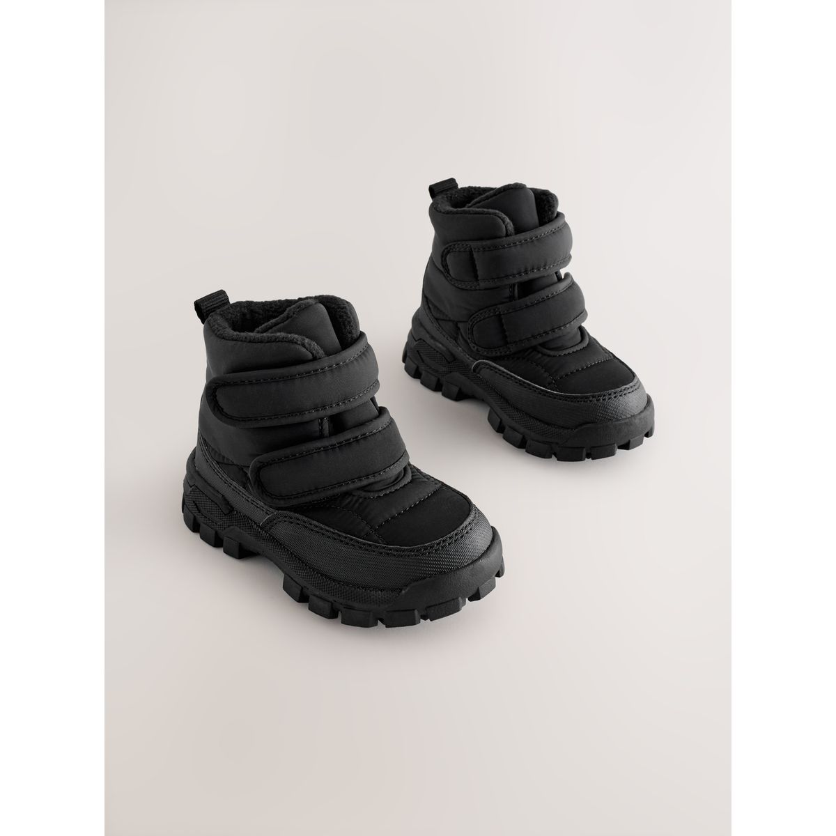Bottines matelassées à scratch noir, NEXT