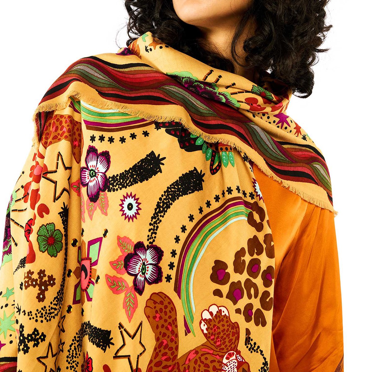 Grand foulard à motifs CRAZY WORLD beige, WILD