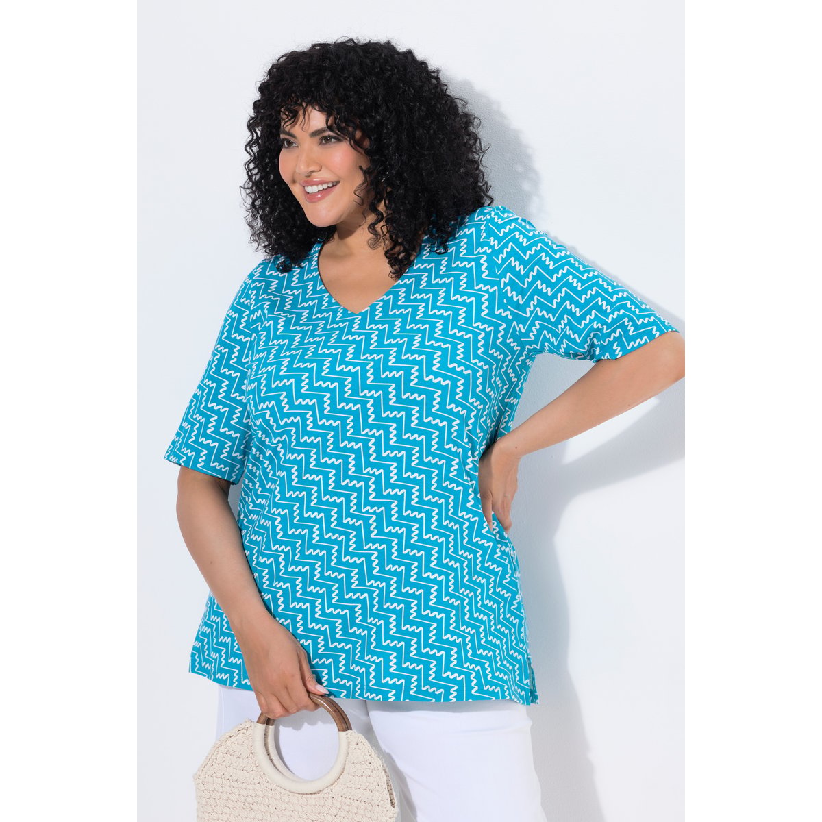 T-shirt à imprimé graphique. Col en V et aqua turquoise, ULLA POPKEN