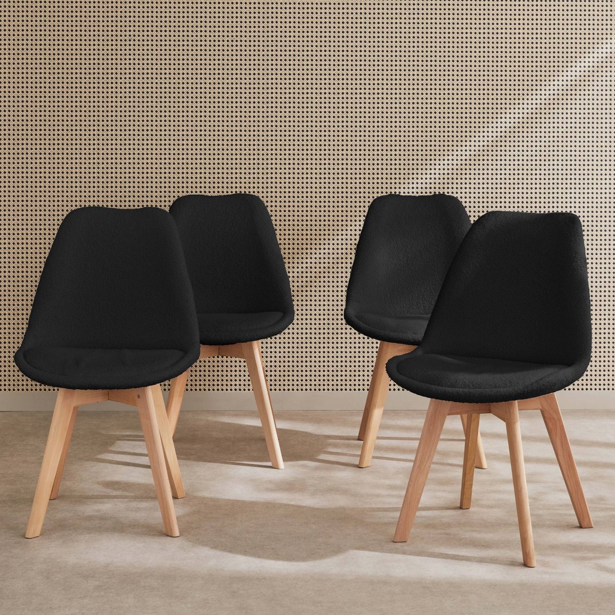 Chaise scandinave bois de hêtre et bouclette (lot de 4) NILS taupe, SWEEEK