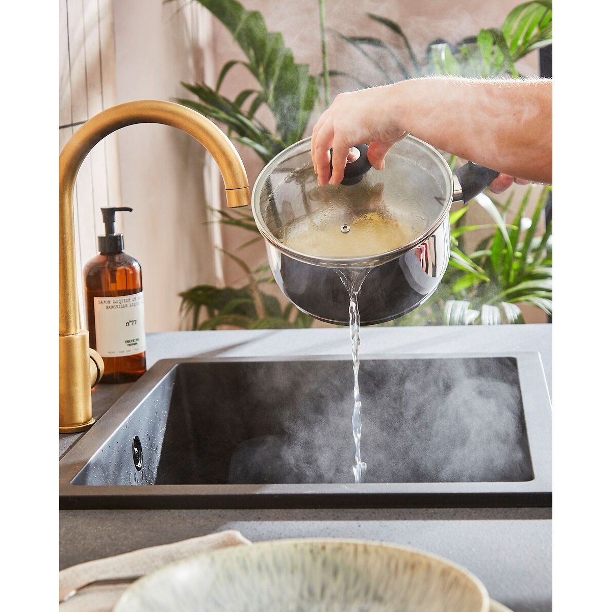 5-Piece Stainless Steel Saucepan Set graphite, MORPHY RICHARDS