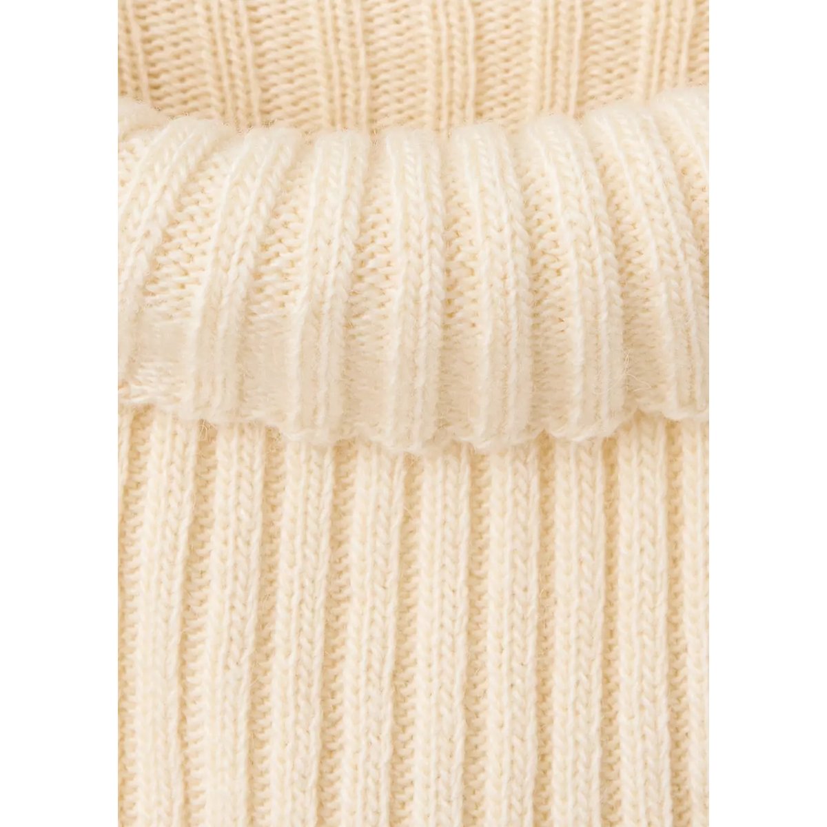 Gilet maille côtelée col montant écru, MANGO
