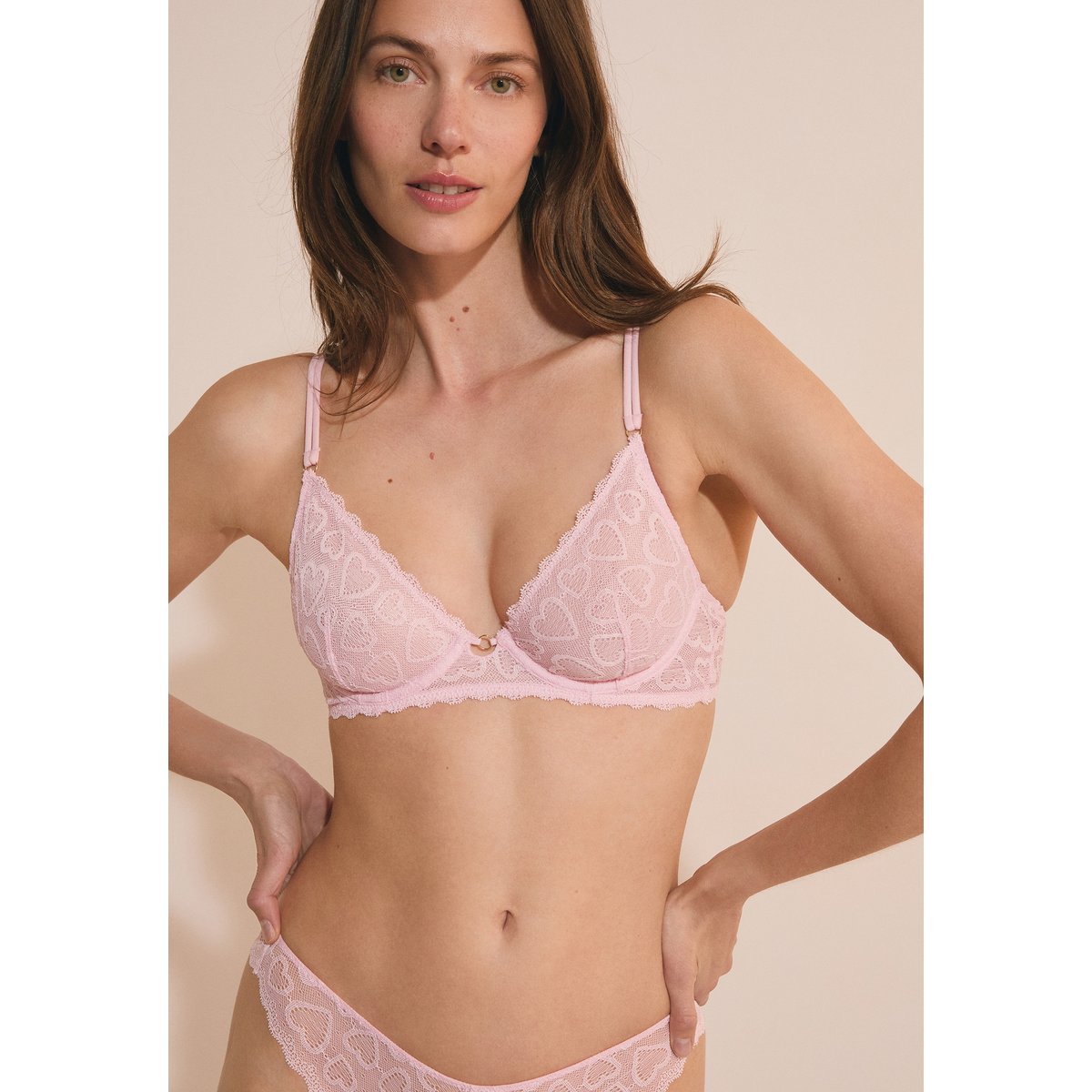 Soutien-gorge classique avec motifs cœurs COEURS rose, ETAM