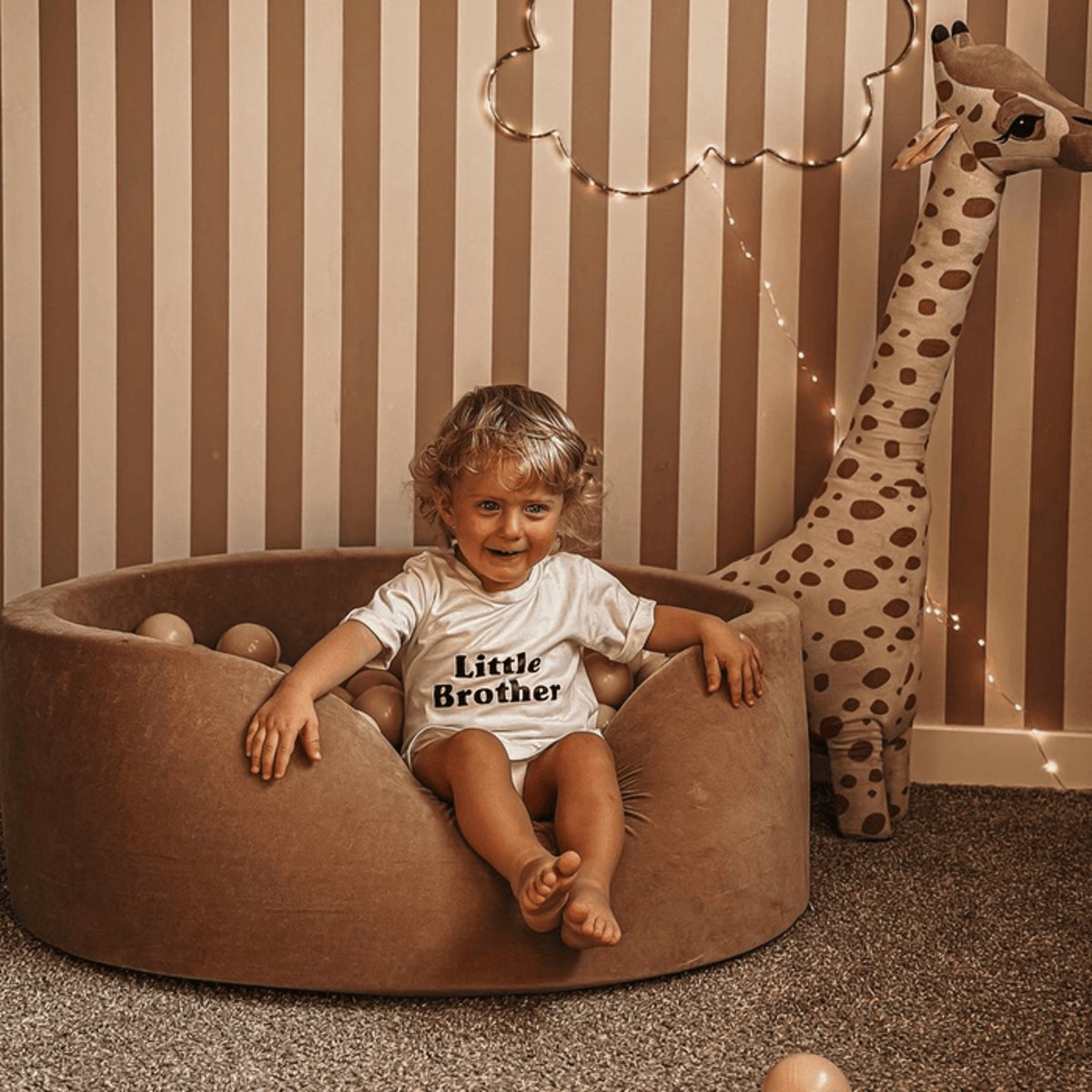 Piscine À Balles pour Bébé - Piscine a Balle pour Enfant piscine rouge marsala avec 300 balles blanche, baige et or, MEOW BABY