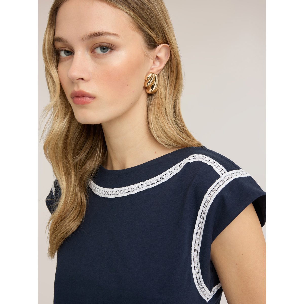 T-shirt kimono avec broderies bleu, MOTIVI