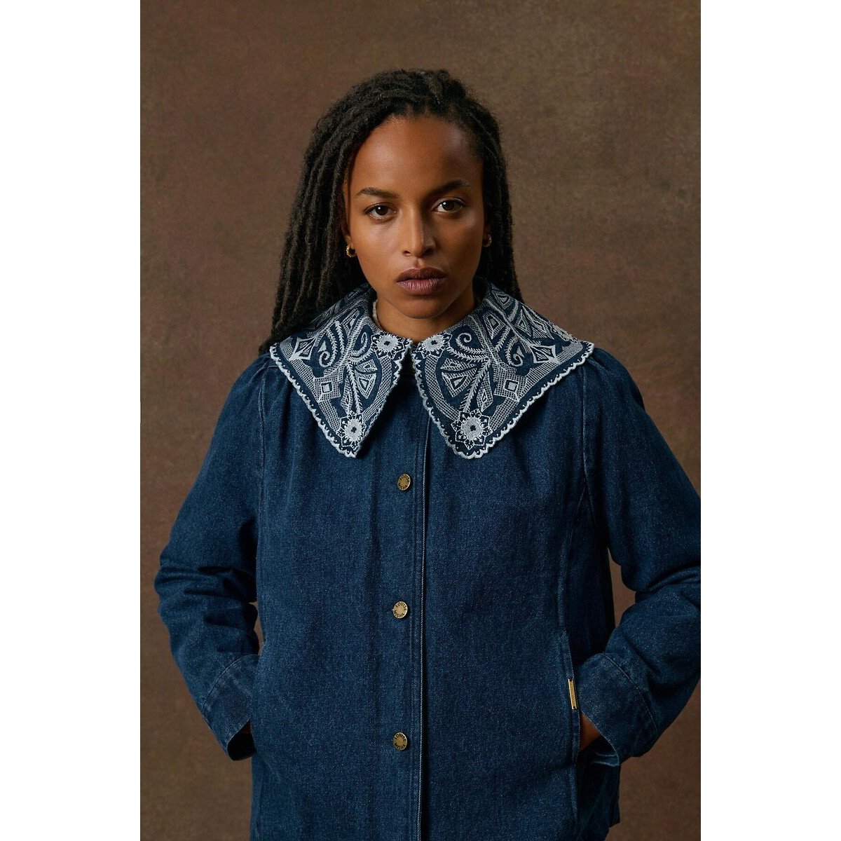 Veste en denim à col brodé amovible, TEKIANA indigo, LOUISE MISHA
