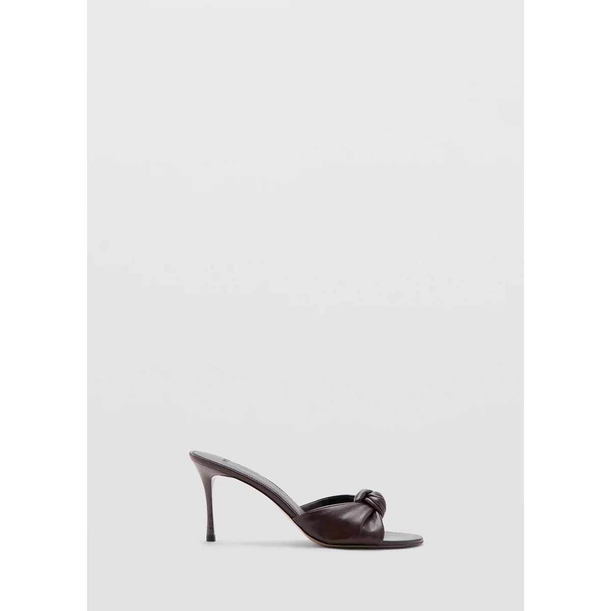 Sandales talon aiguille avec nœud chocolat, MANGO