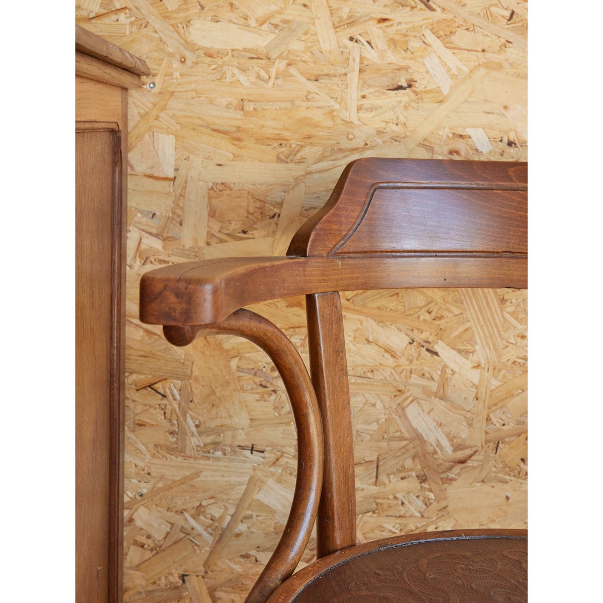 Fauteuil Thonet en bois Ernest N°961 - Bon état bois foncé, DEBONGOUT