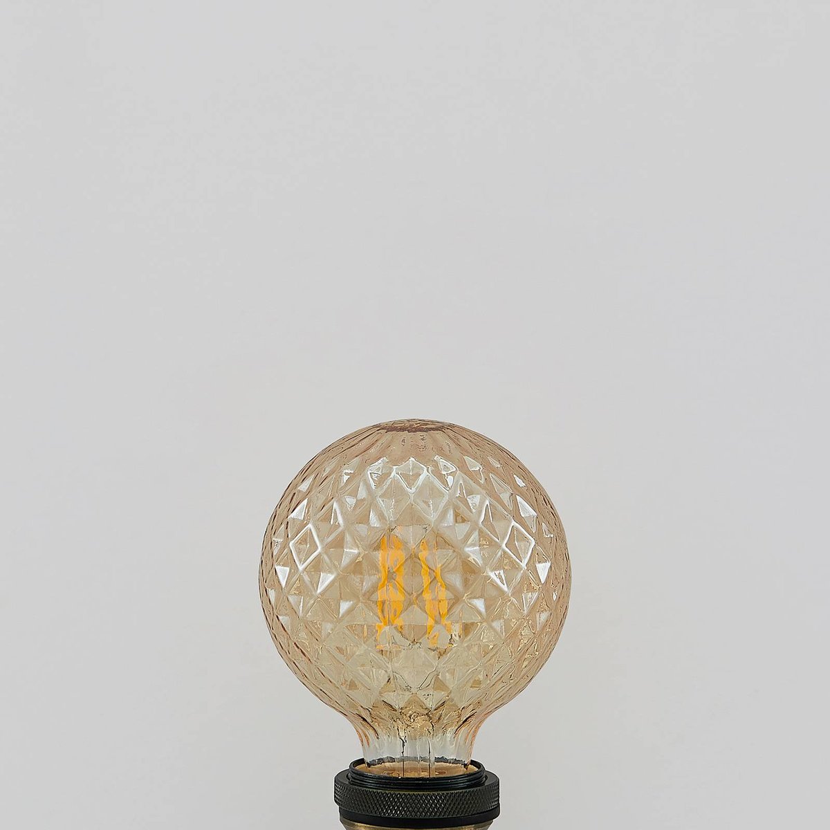 Ampoule E27 en verreLED, E27 G95 LED 4W ambre, LUCANDE