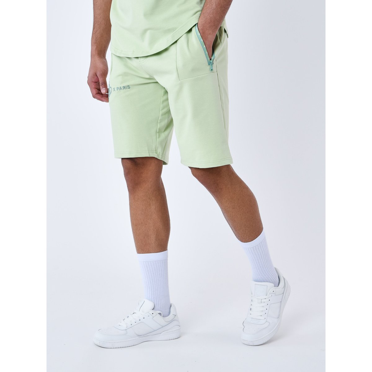 Short uni avec bande logo vert pistache, PROJECT X