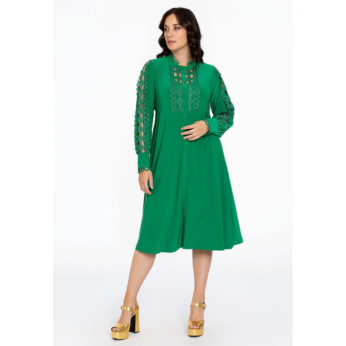 Robe brodée vert, YOEK