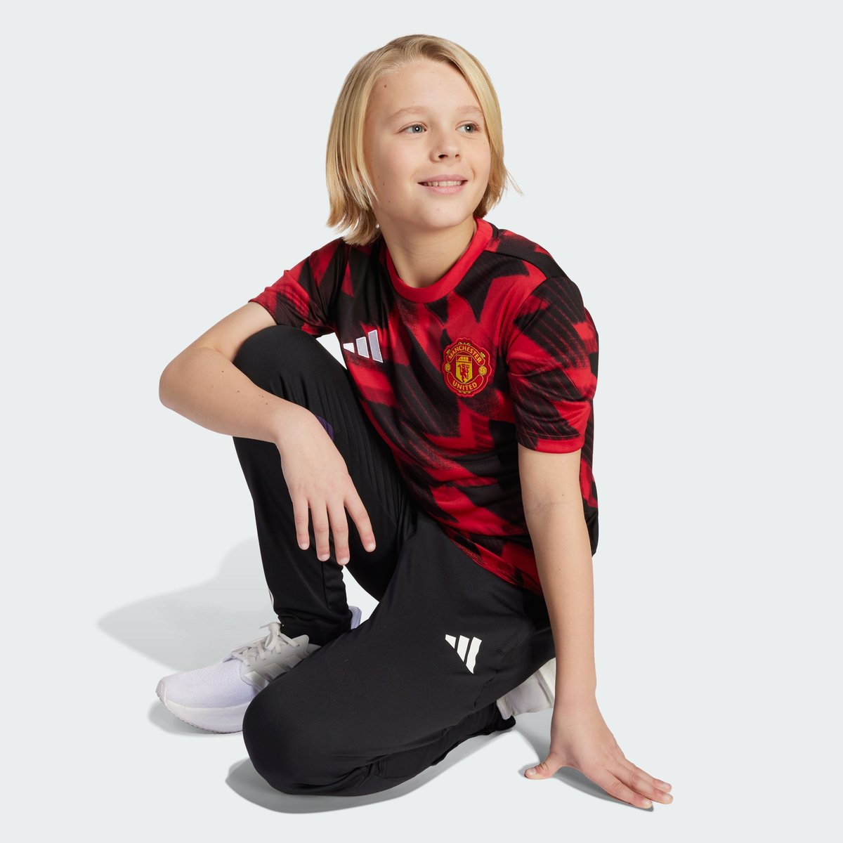 Maillot D'échauffement Manchester United 25/26 Enfants Maillot D'échauffement Manchester United 25/26 Enfants mufc red, adidas Performance