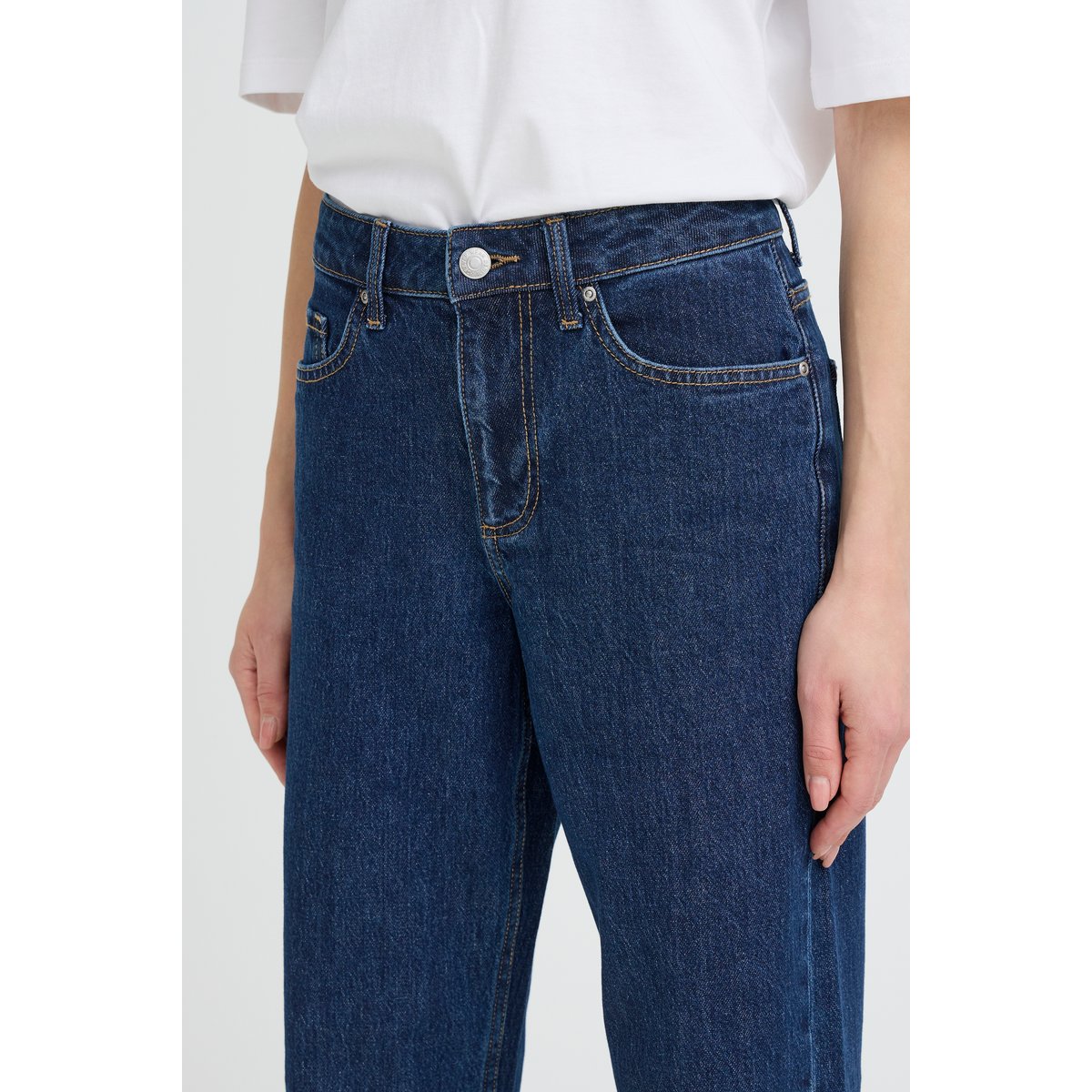 Jeans coupe droite, jambes larges, taille mi-haute bleu dark blue denim, B.YOUNG