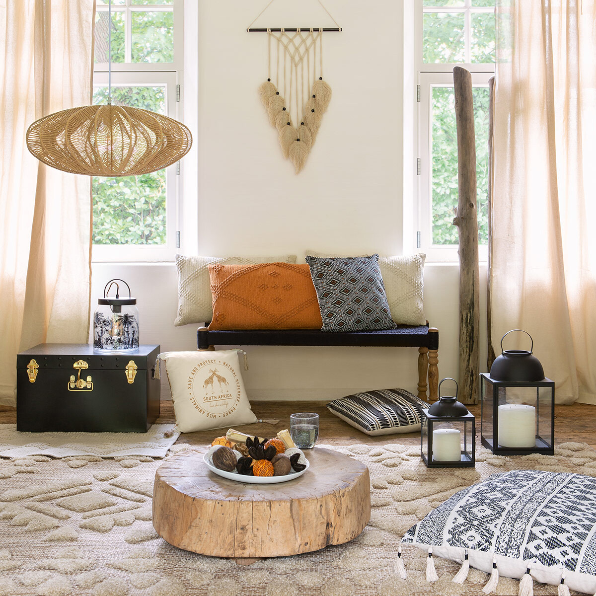 Coussin déhoussable en coton avec motif 3D SAFARI beige, ATMOSPHERA