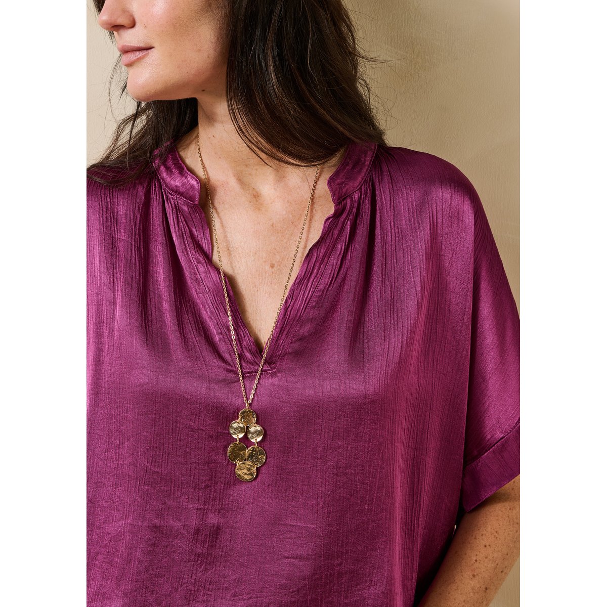 Collier doré martelé light gold, LA FEE MARABOUTEE