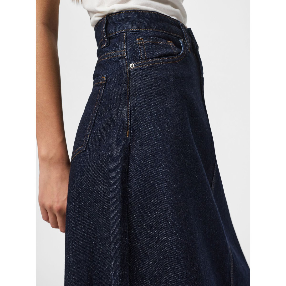 Jupe En Jean dark blue denim, PIECES