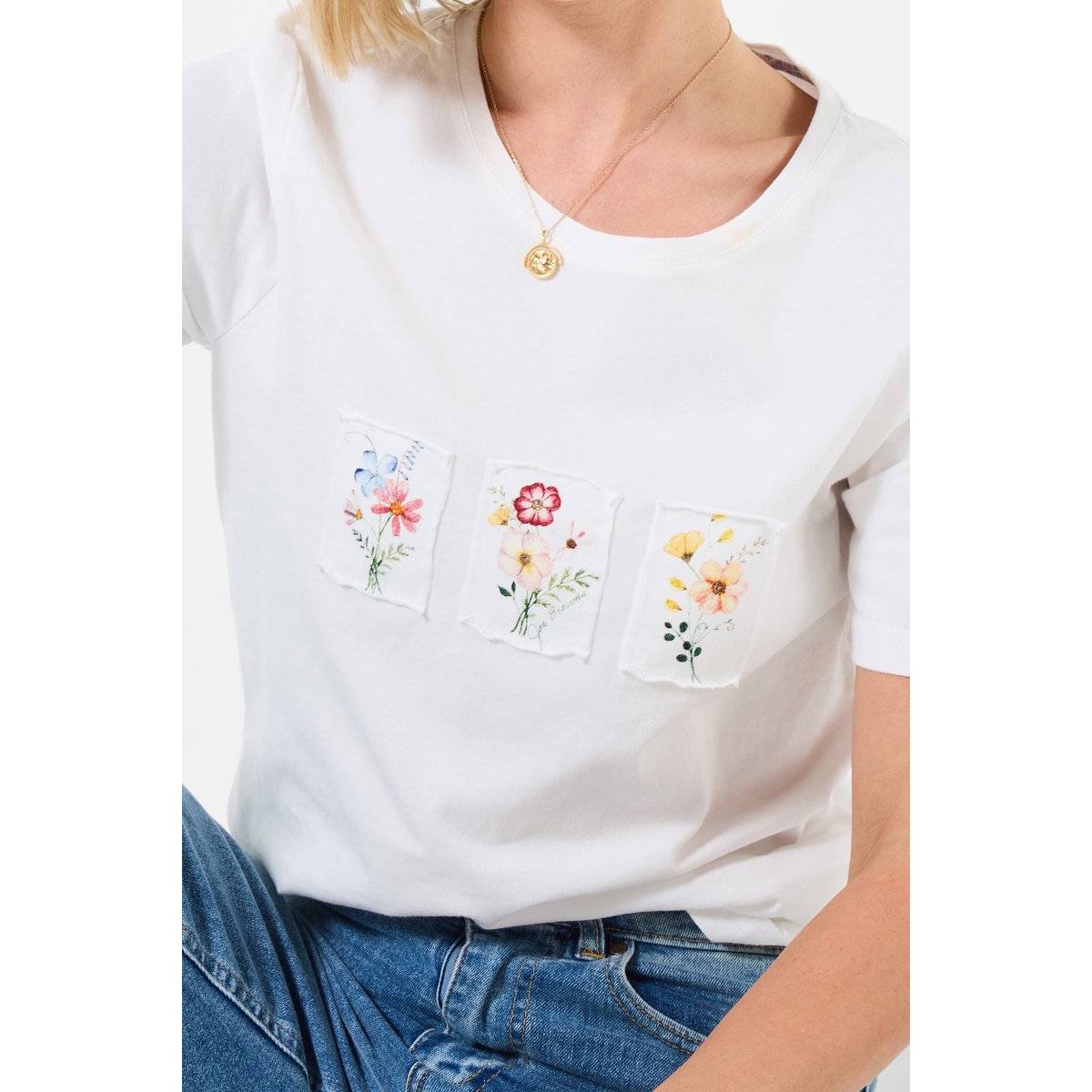 T-shirt à motif patch floral blanc, JOE BROWNS