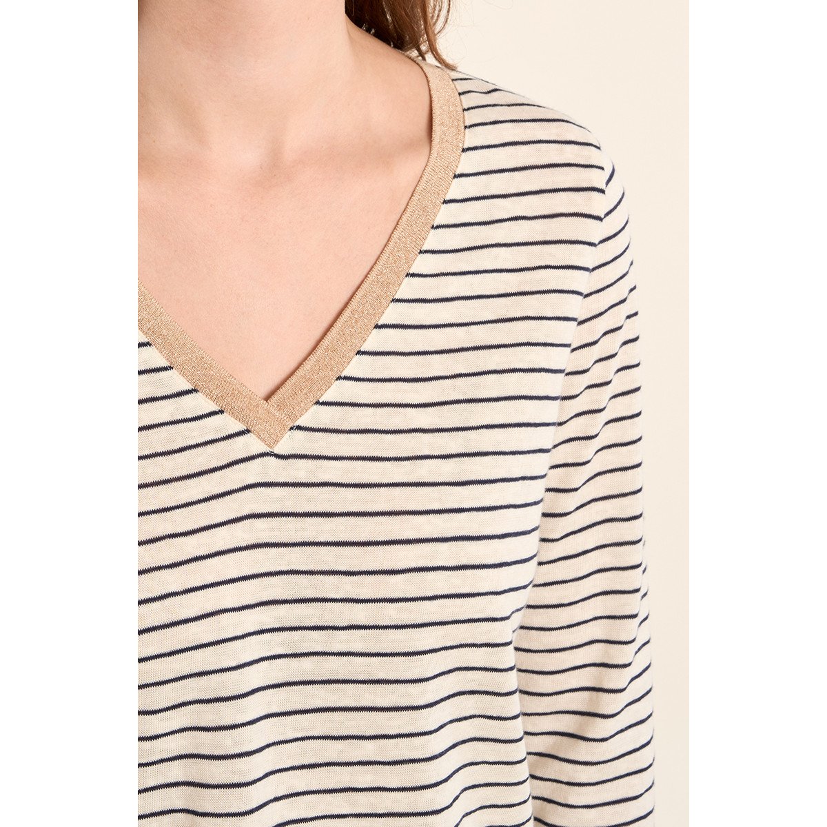 T-shirt marinière, col V offwhite/navy blue, MOLLY BRACKEN