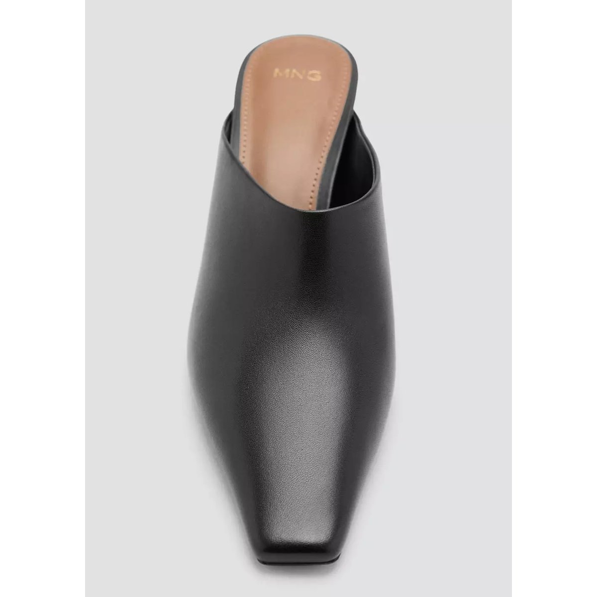 Chaussures talon ouvertes à l’arrière cuir noir, MANGO