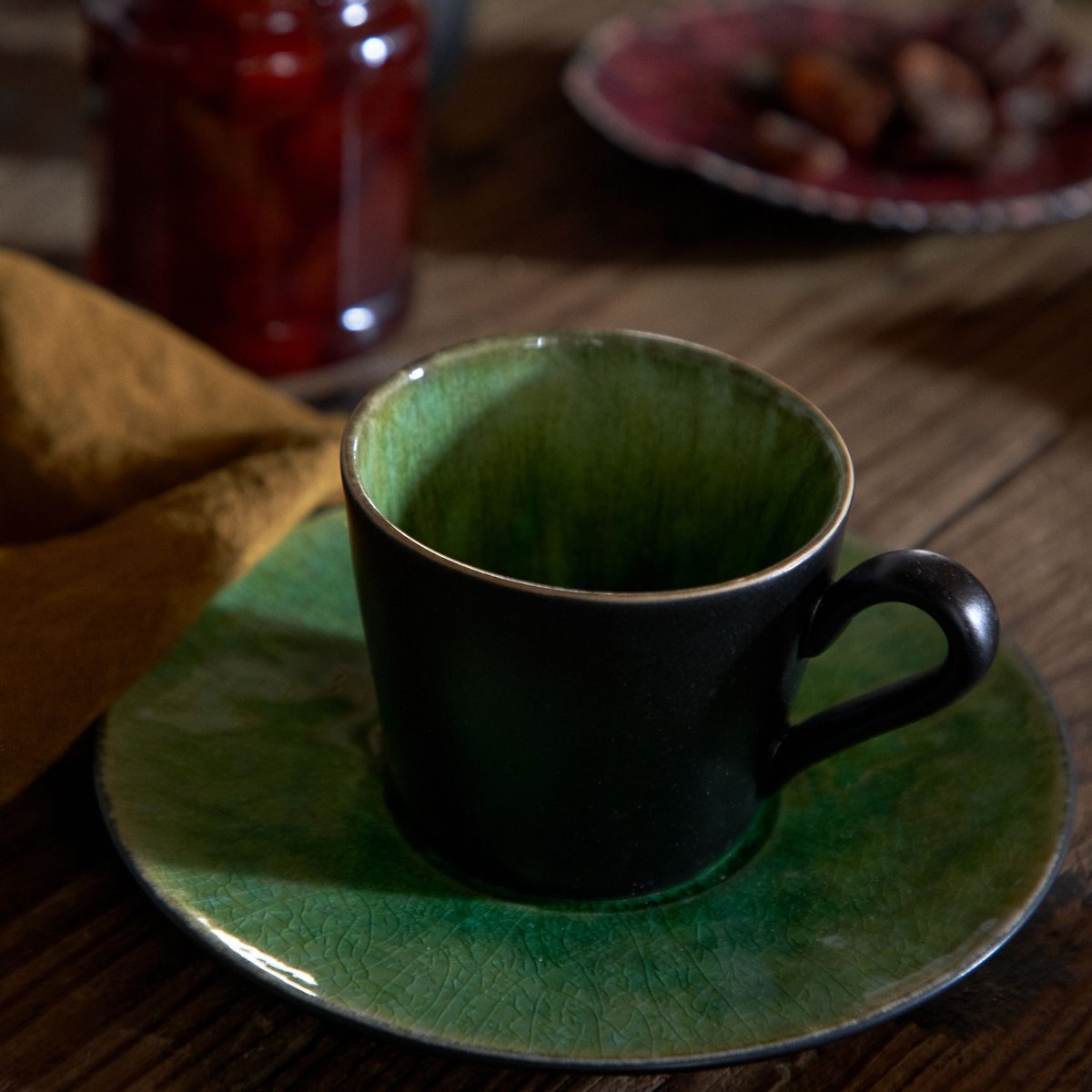 Tasse à thé et soucoupe en grès, RIVIERA vert tomate, COSTA NOVA