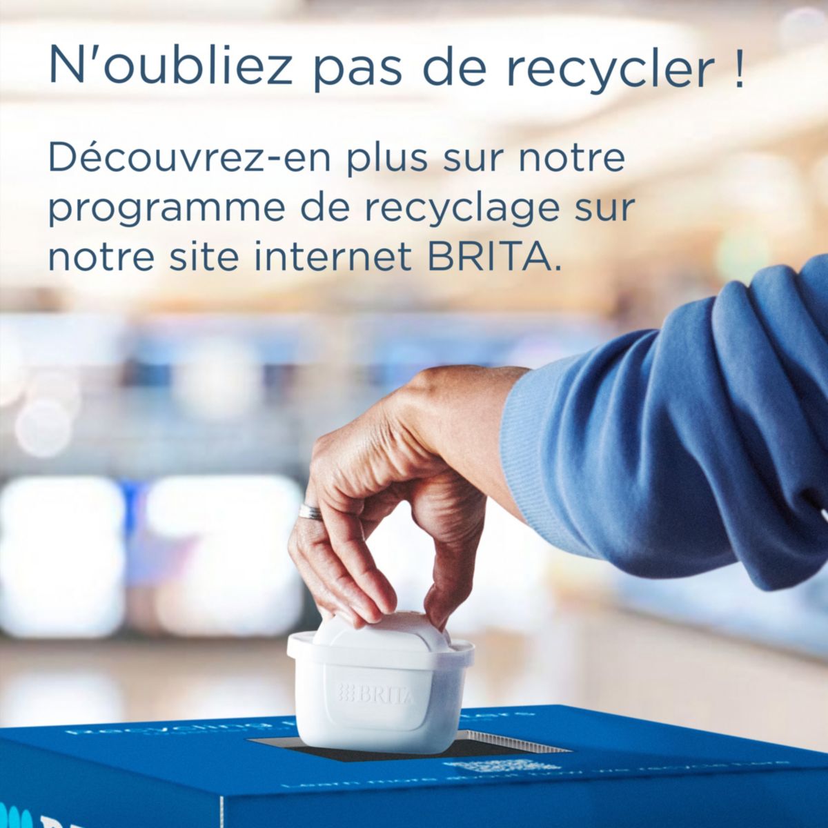 Carafe filtrante Essential bleu minéral couleur unique, BRITA