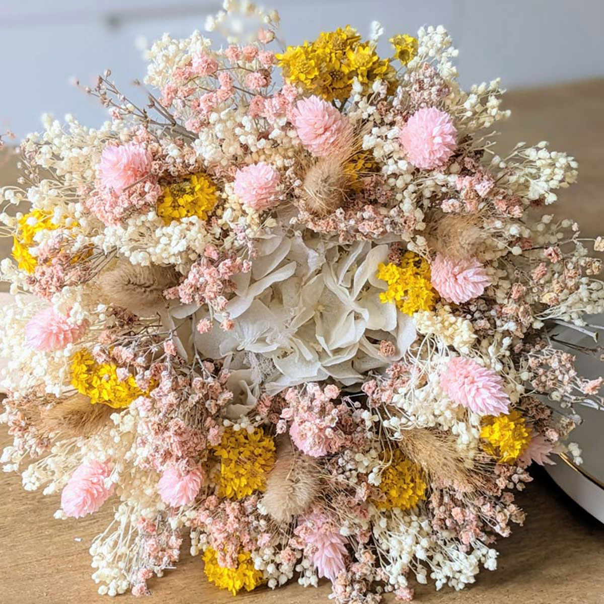 Bouquet de fleurs séchées S LUCIE rose, jaune, blanc, RECONCILIATION VEGETALE