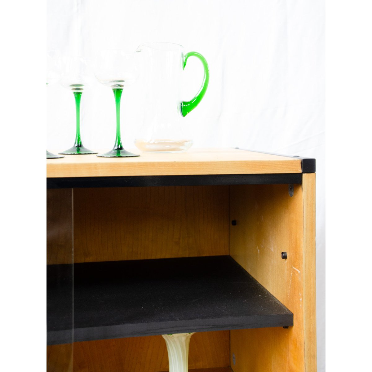 Vitrine en bois et métal Victoria N°1366 - Bon état bois clair, DEBONGOUT