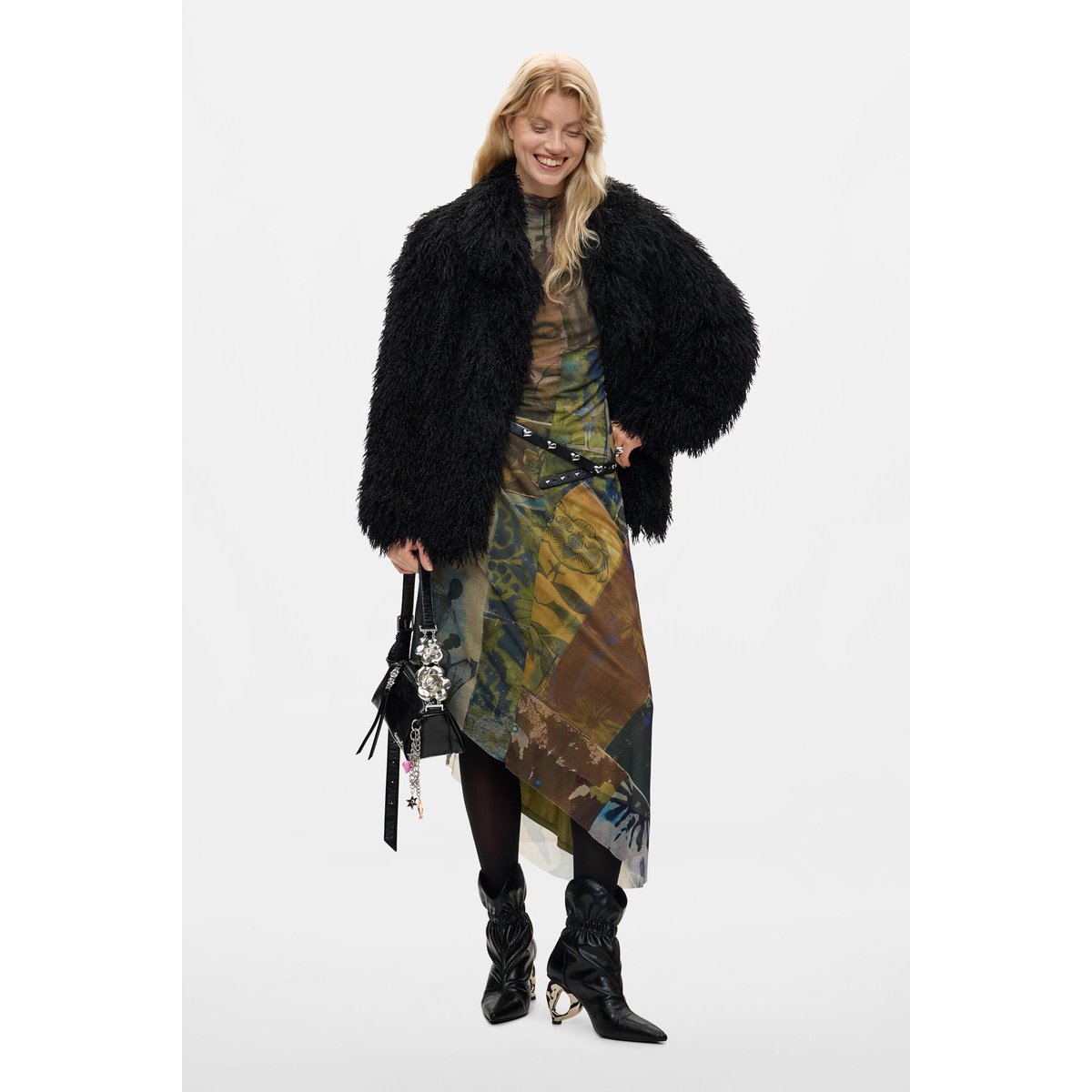 Manteau court noir, DESIGUAL