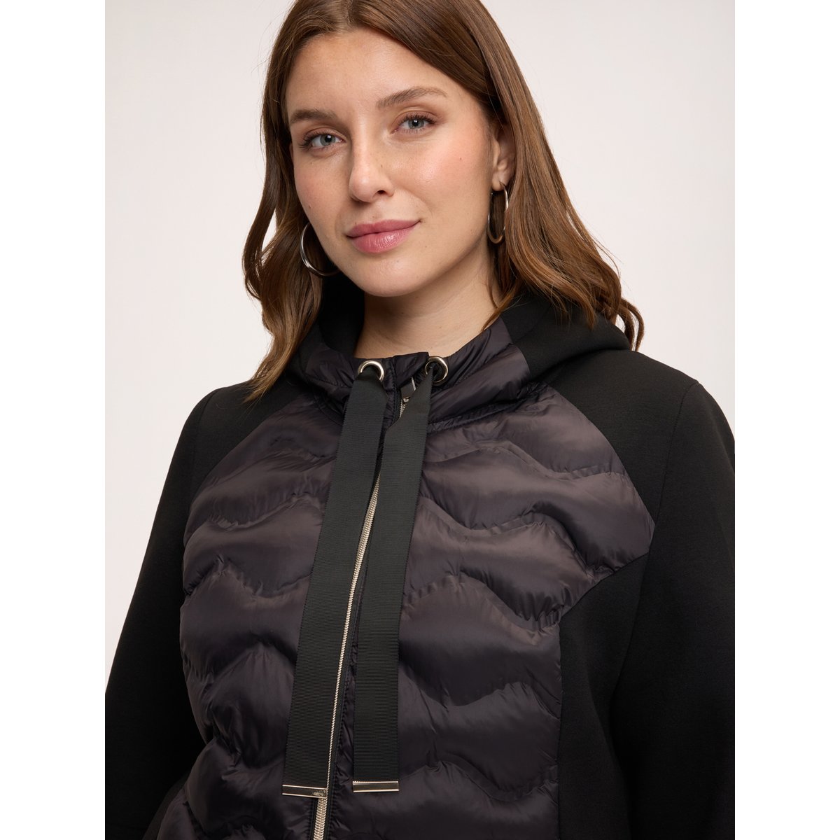 Doudoune à capuche noir, FIORELLA RUBINO