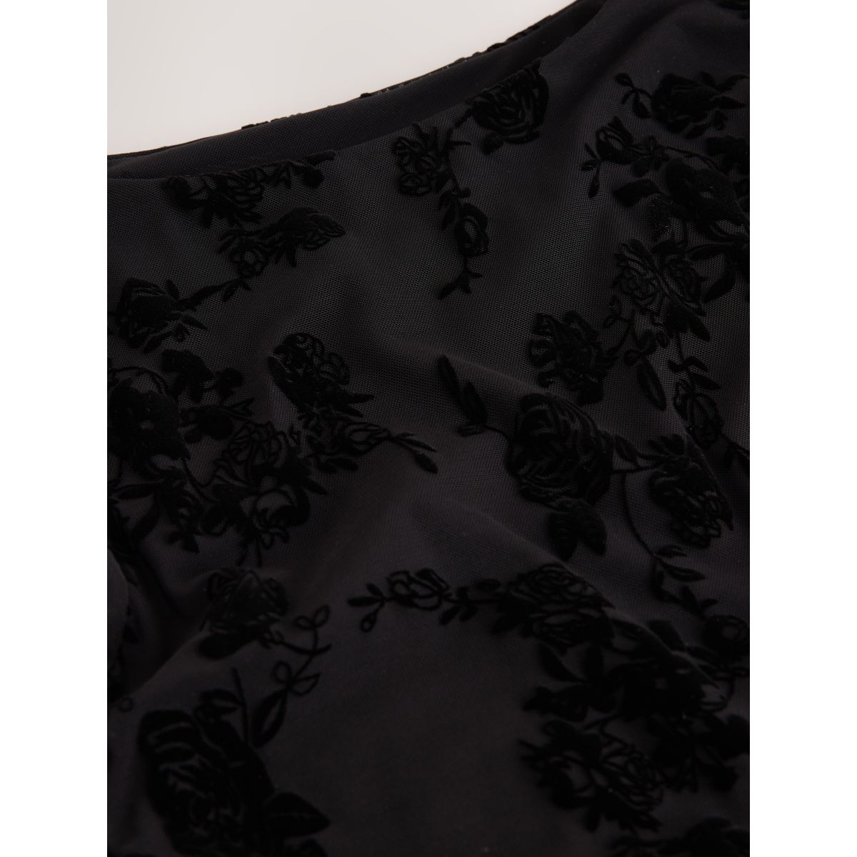 Body floqué avec manches évasées noir, NEXT