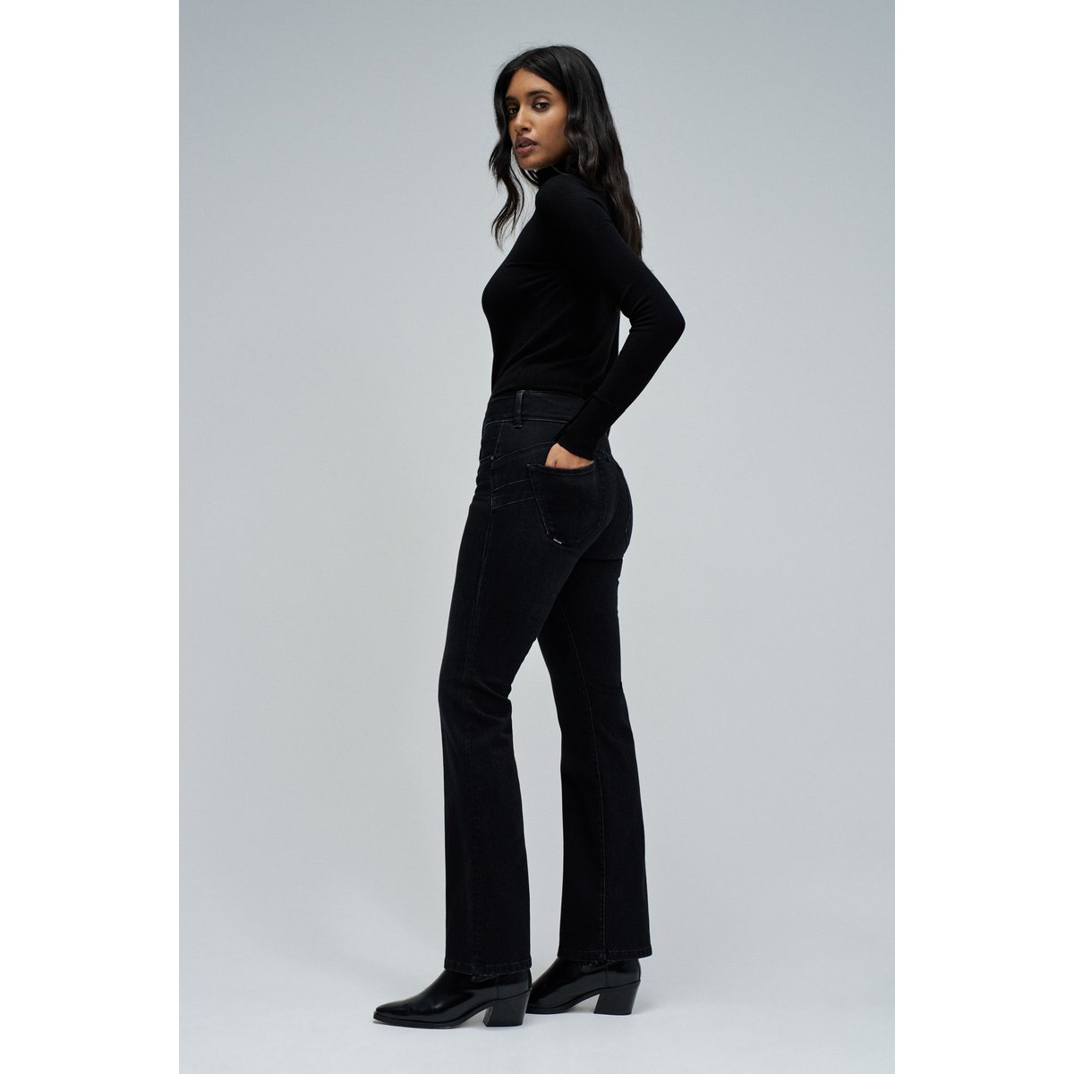 JEAN SECRET PUSH IN BOOTCUT noir, SALSA JEANS