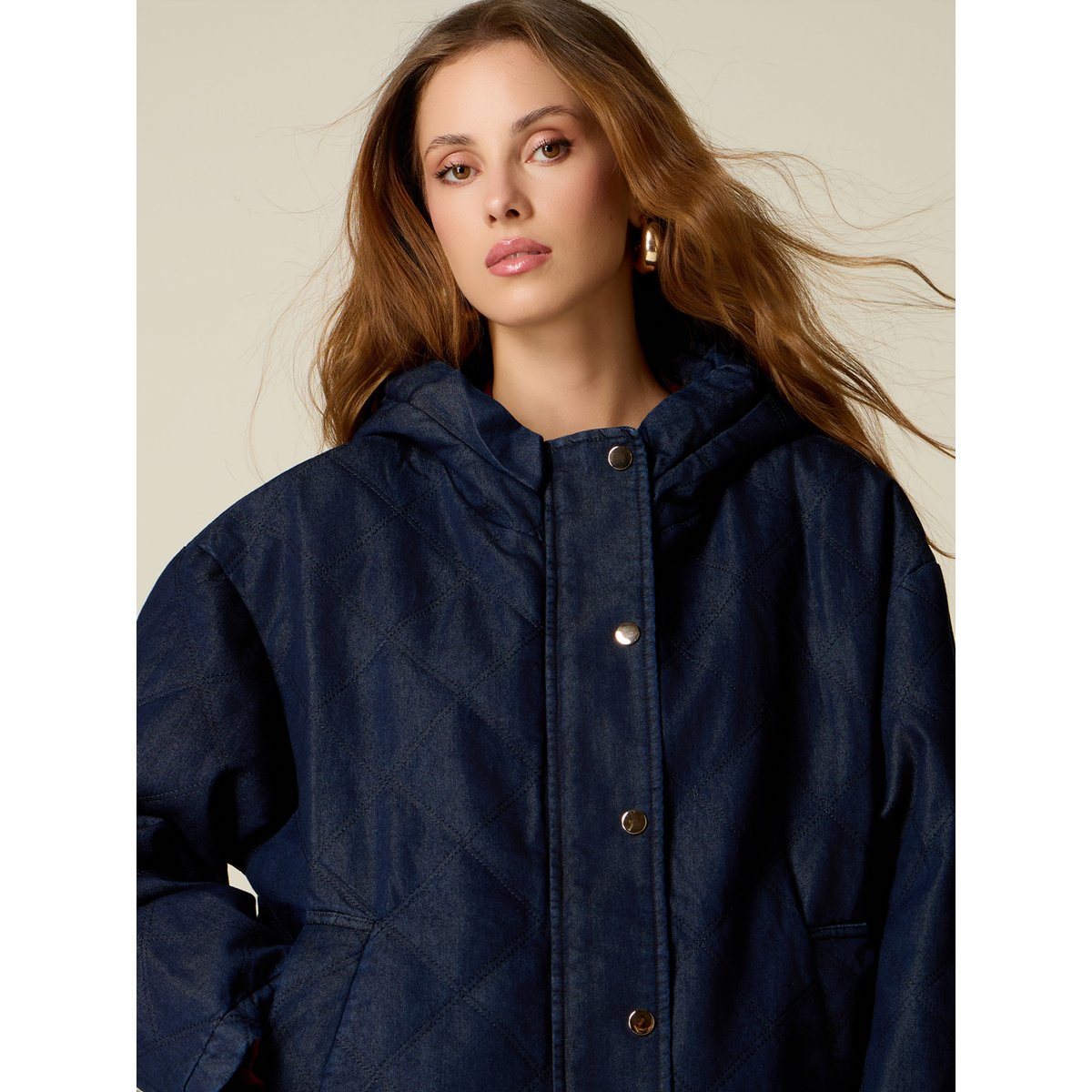 Veste matelassée avec capuche bleu, OLTRE