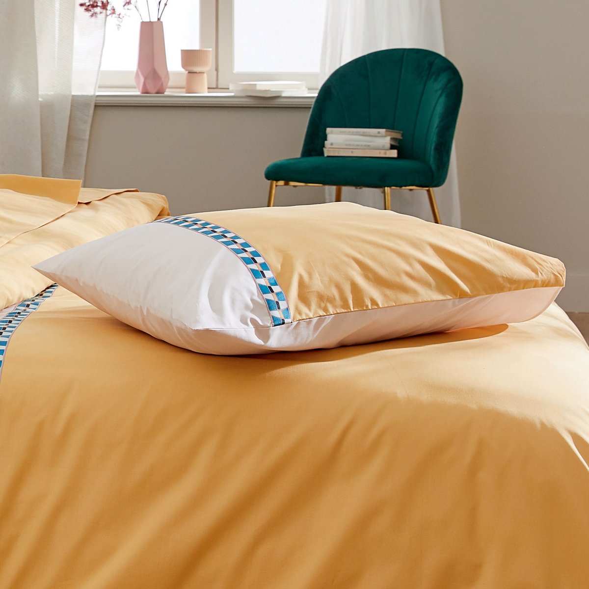 Taie d'oreiller percale avec galon jaune, TRADILINGE